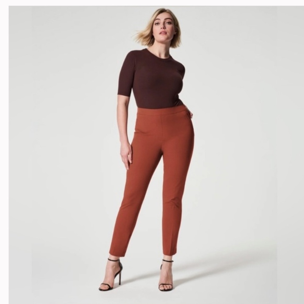 SPANX On- The -Go Ankle Slim Pants, Size M, NWT